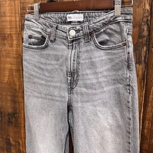 ZARA Light Wash Acid Wash Gray Denim Straight Leg Jeans Women US Size 4